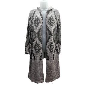 Do Everything In Love‎ Long Grey Aztec Cardigan